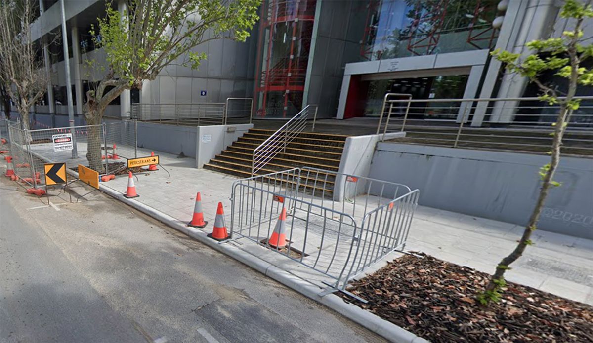 Education Rail skate spot