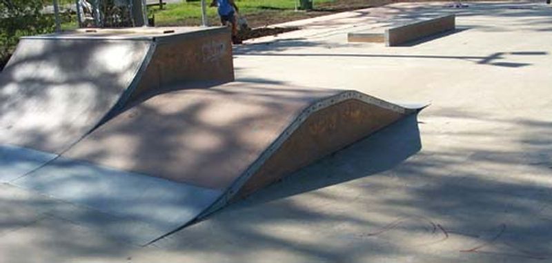 Eleebana Skate Park