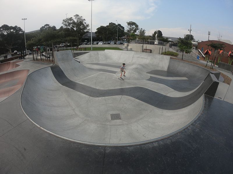 Endeavour Hills Skatepark