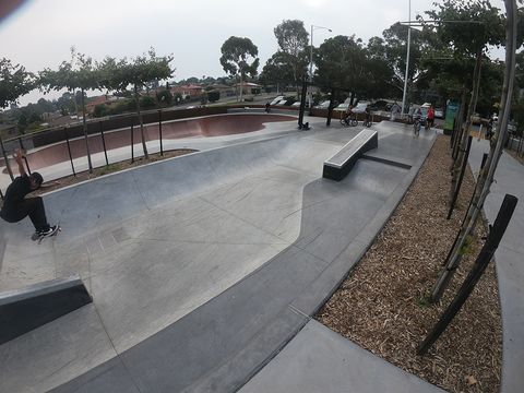 Endeavour Hills Skatepark photo 8