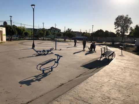 Ensenada Skatepark photo 4