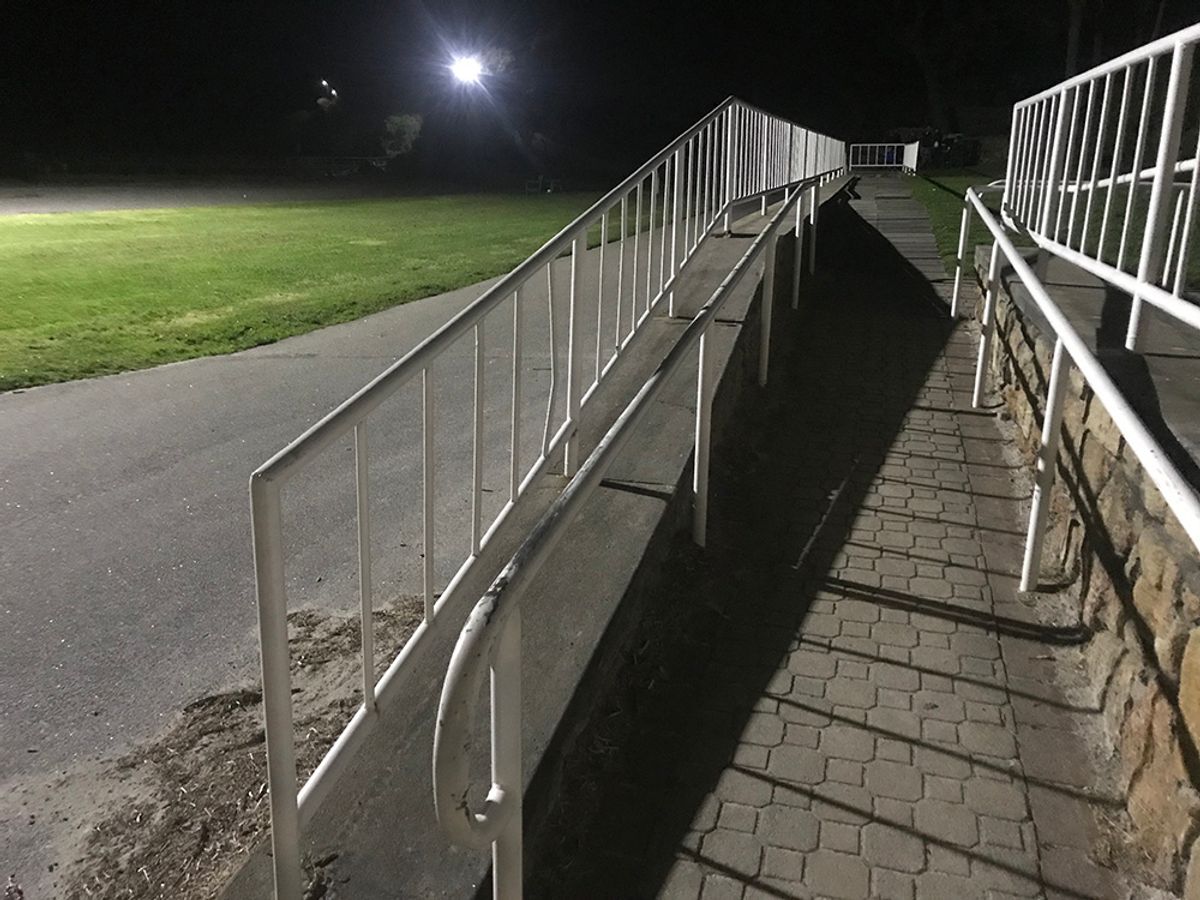 Middleton Rail skate spot