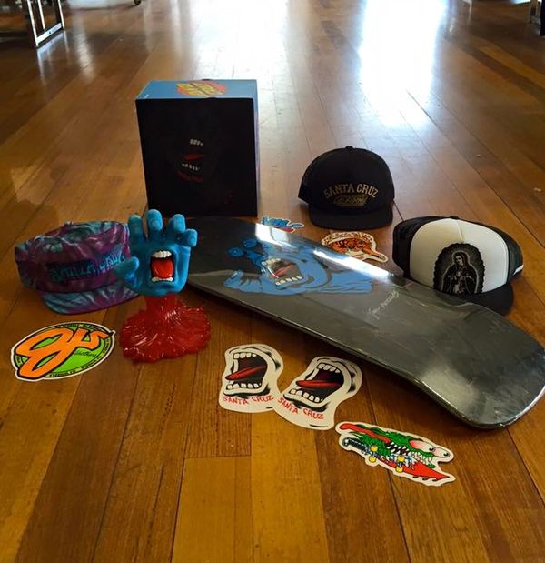 Screaming Hand Giveaway!!!!!!!!!