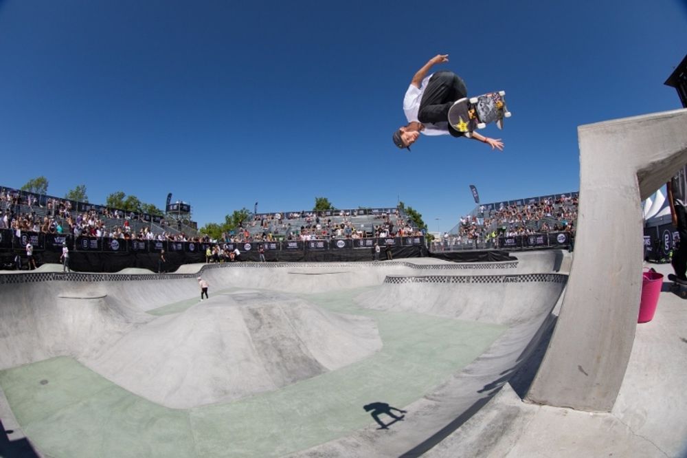RE: Vans Park Series TONIGHT