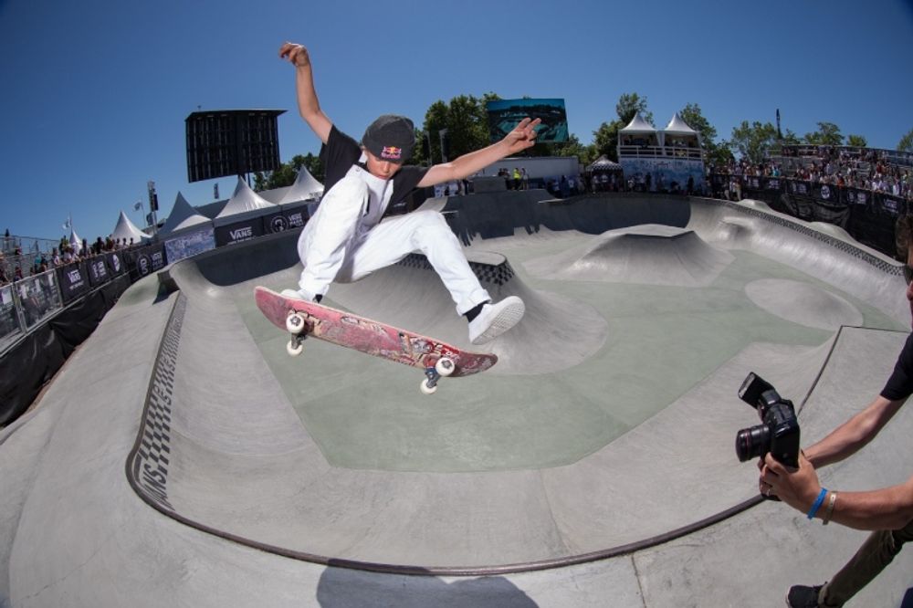RE: Vans Park Series TONIGHT