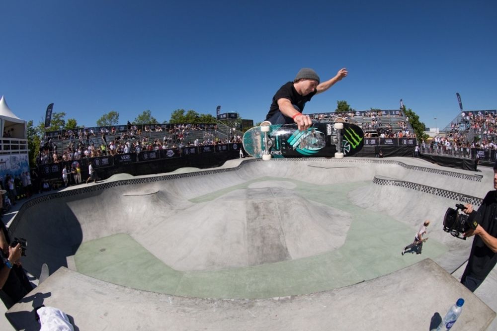 RE: Vans Park Series TONIGHT