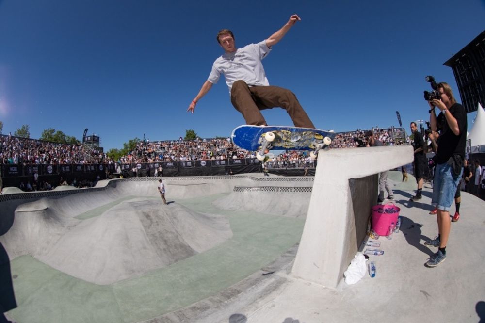 RE: Vans Park Series TONIGHT