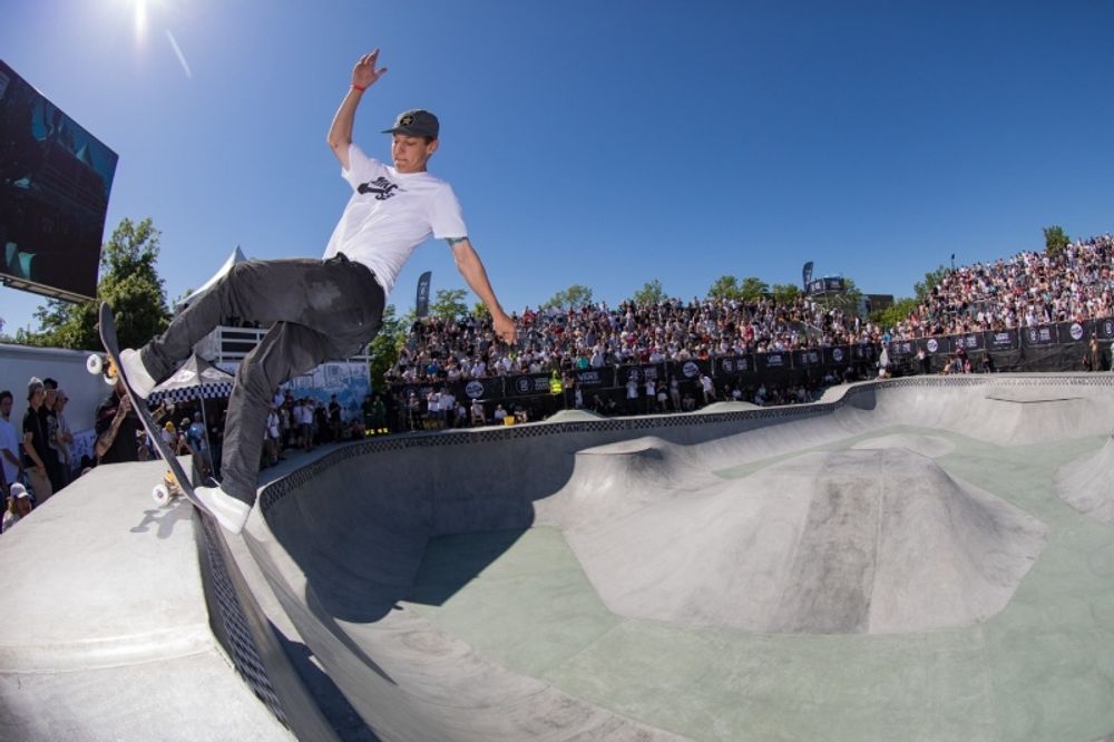 RE: Vans Park Series TONIGHT