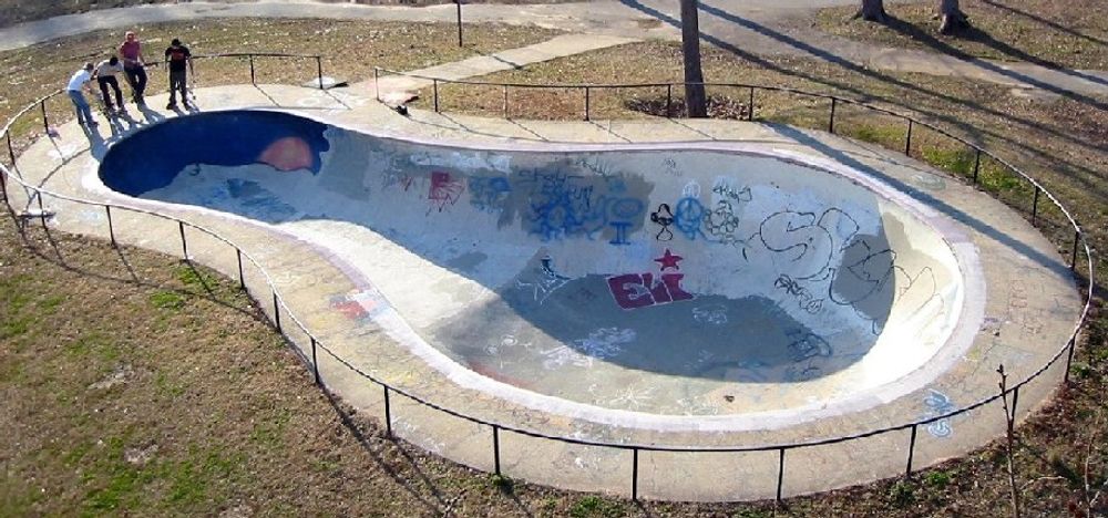 RE: Shit I would like to skate.