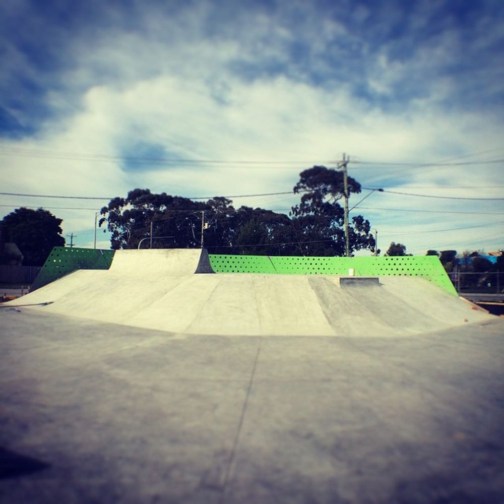 #NobleParkSkatepark big banked