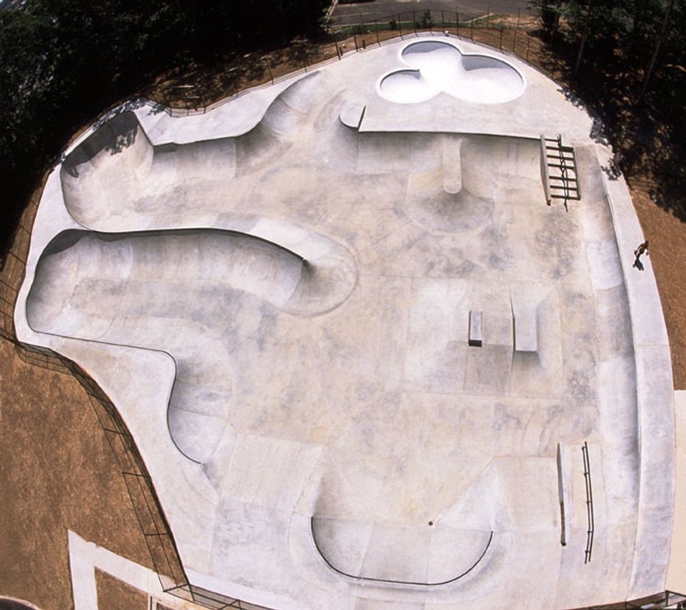 RE: Shit I would like to skate.