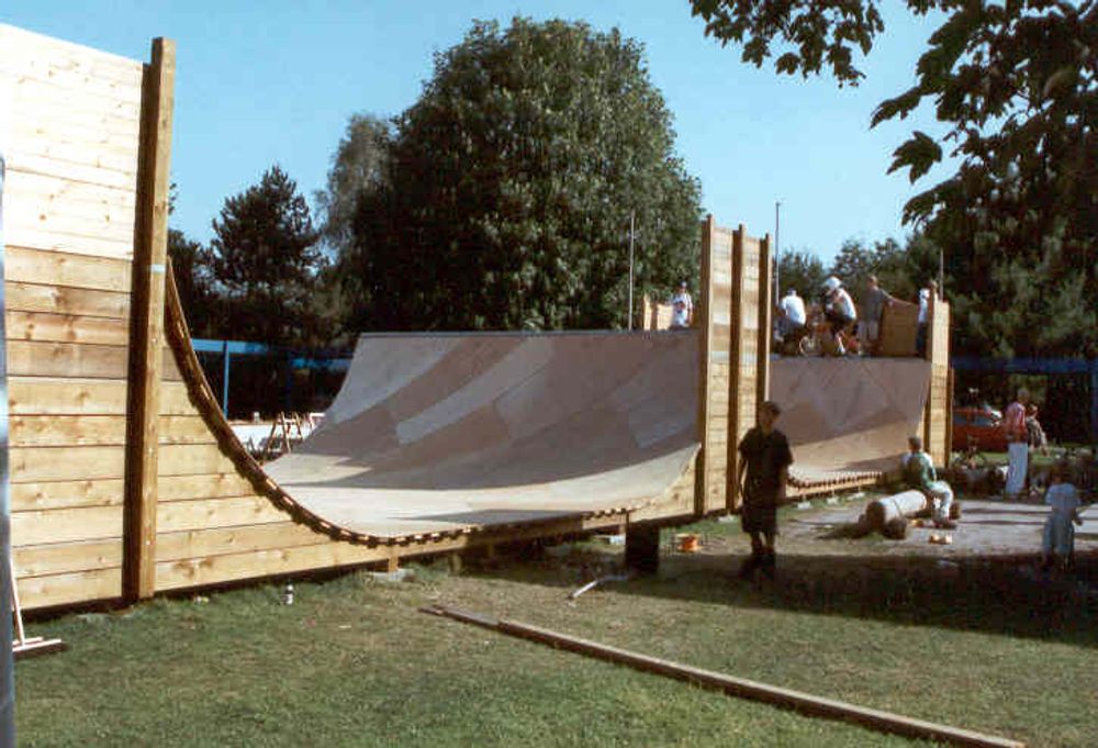 RE: Shit I would like to skate.