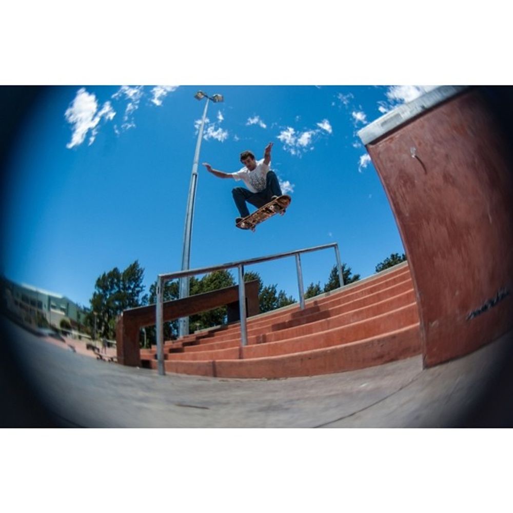 Front 180 over the rail at Bel
