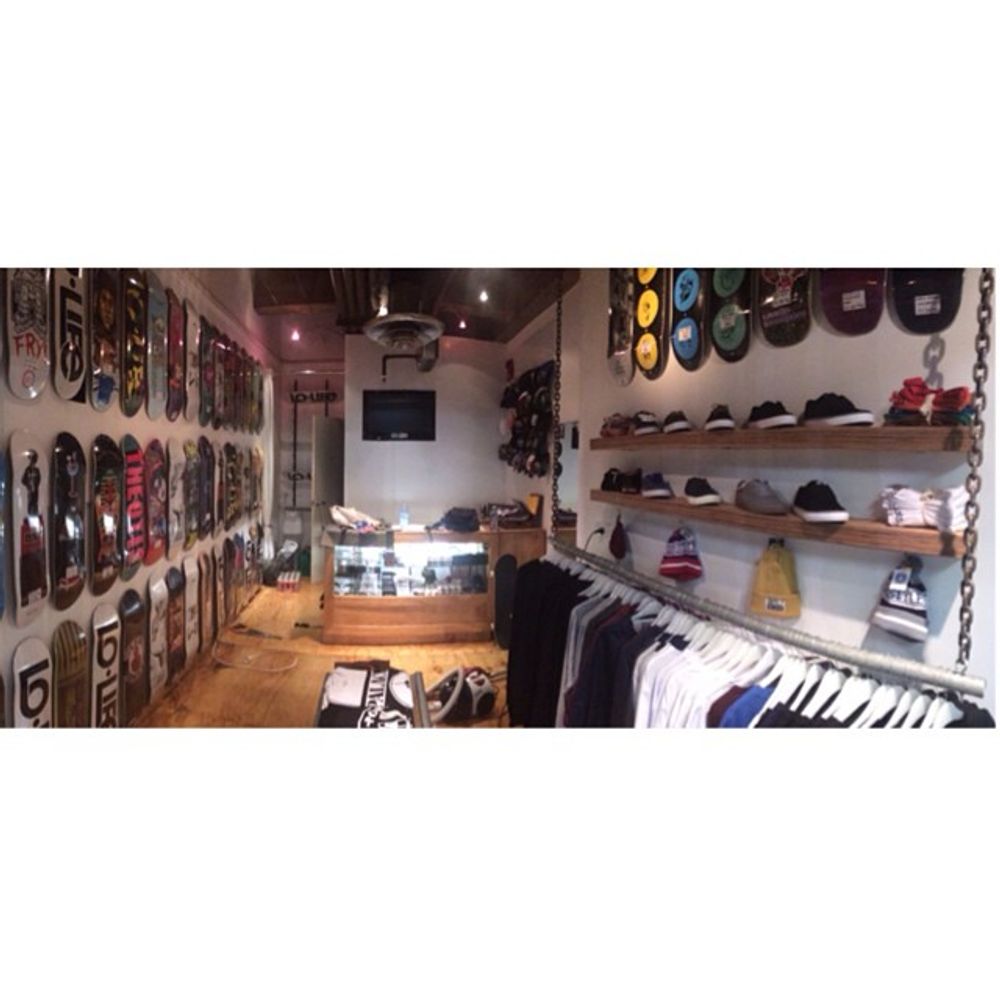 Will be @lolifeskateboards 11-