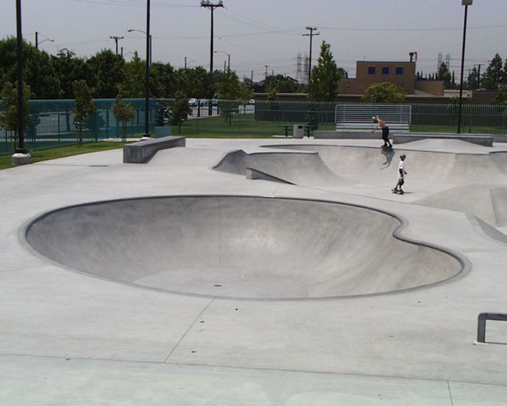 RE: Shit I would like to skate.