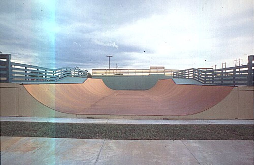 RE: Shit I would like to skate.