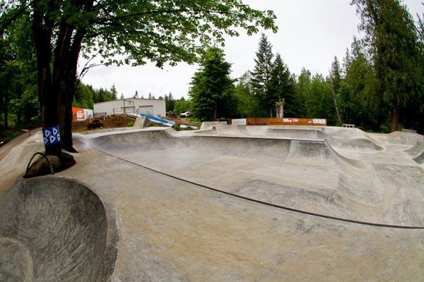 Shit I would like to skate.