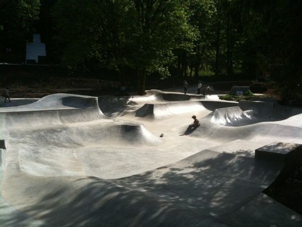 Shit I would like to skate.