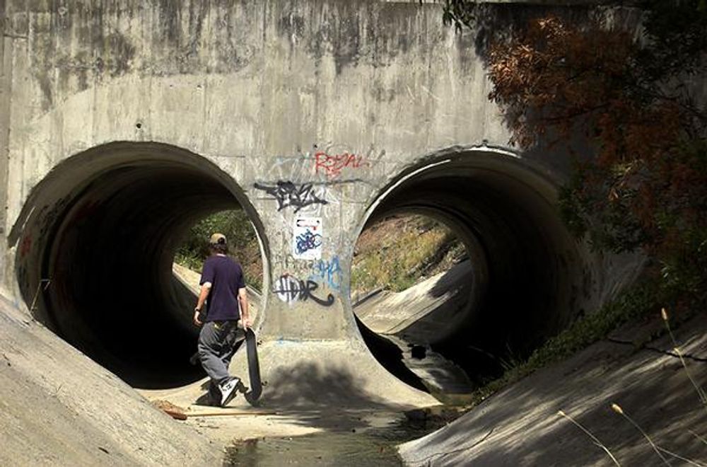 RE: Shit I would like to skate.
