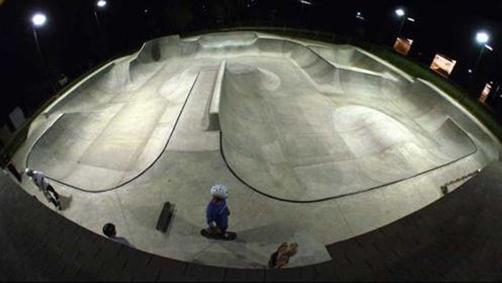 RE: Shit I would like to skate.