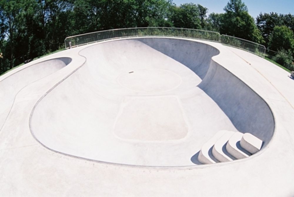 RE: Shit I would like to skate.