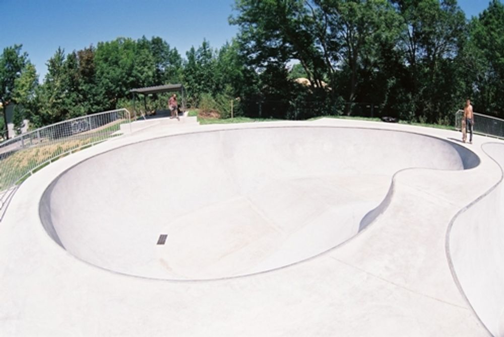 RE: Shit I would like to skate.