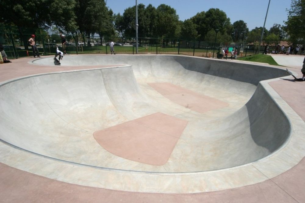 RE: Shit I would like to skate.