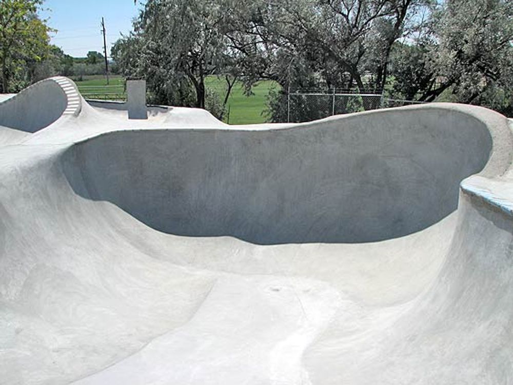 RE: Shit I would like to skate.
