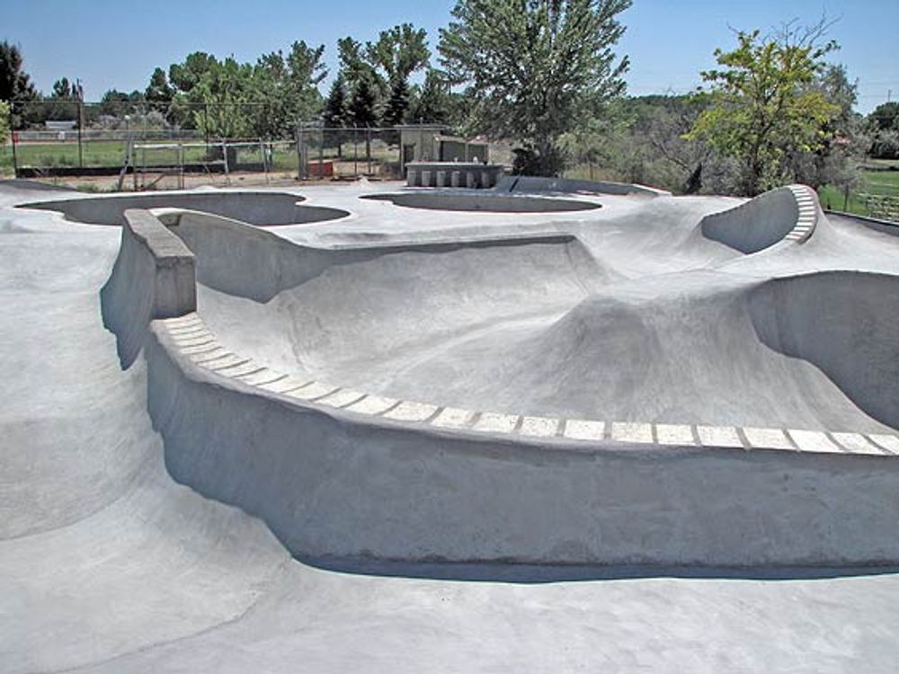 RE: Shit I would like to skate.