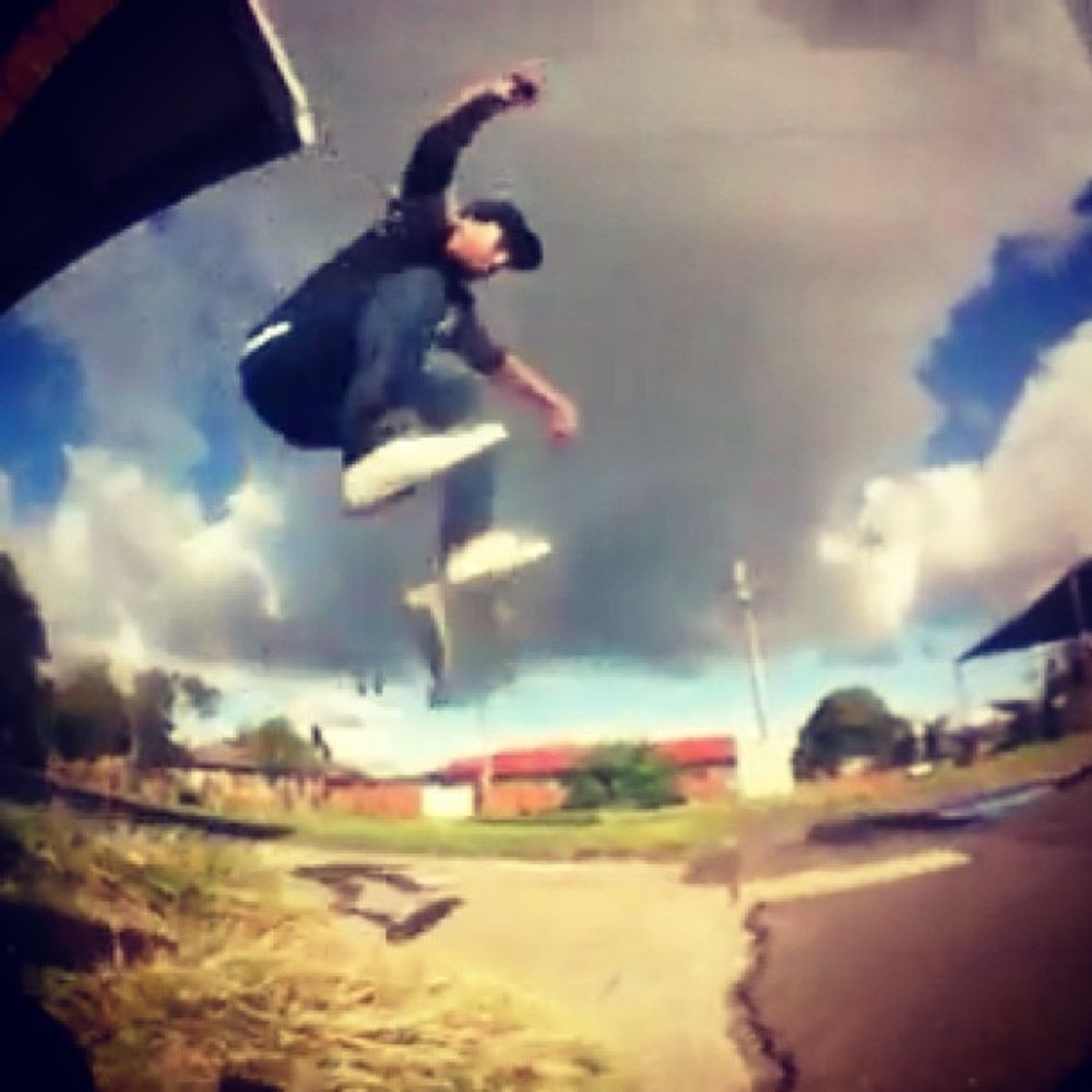 Throwback, frontside flippin #