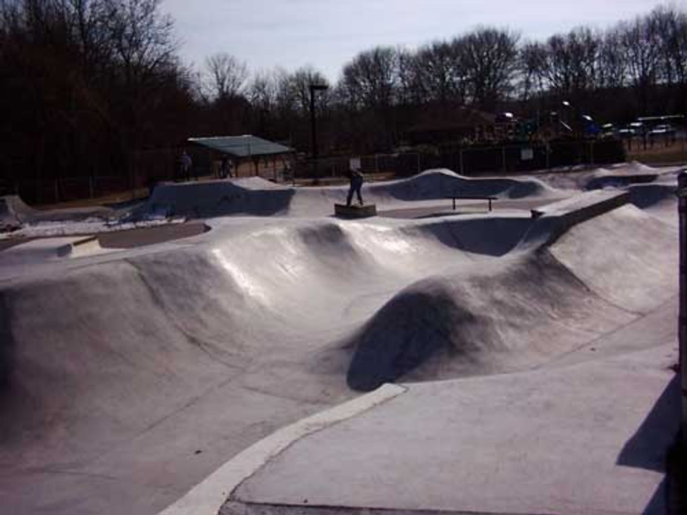 RE: Shit I would like to skate.
