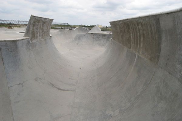 Shit I would like to skate.