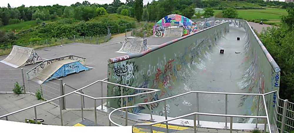 RE: Shit I would like to skate.
