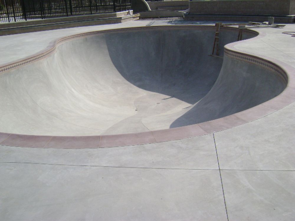 RE: Shit I would like to skate.