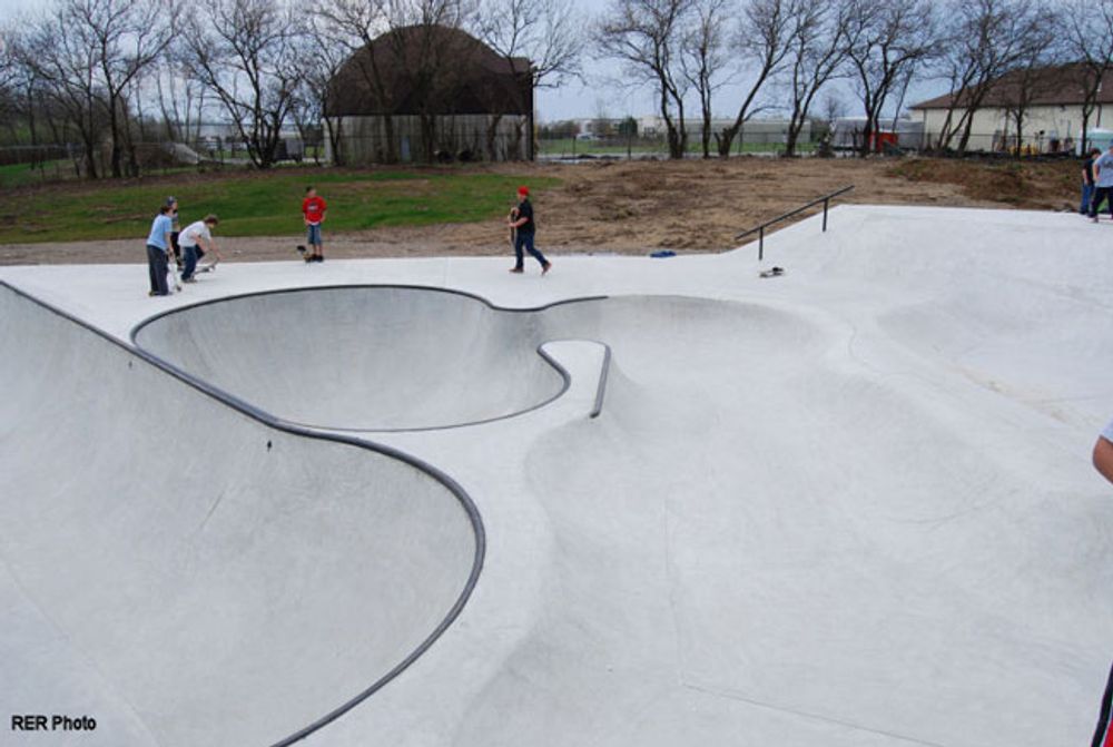 RE: Shit I would like to skate.