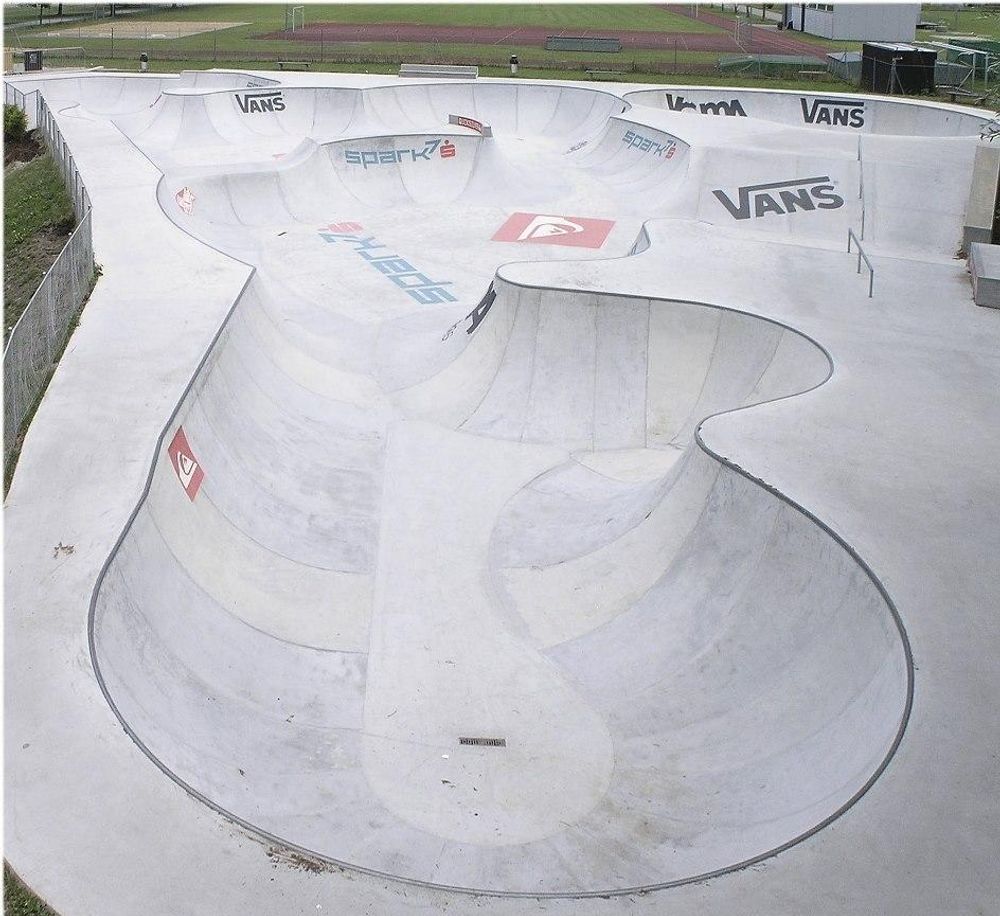 RE: Shit I would like to skate.