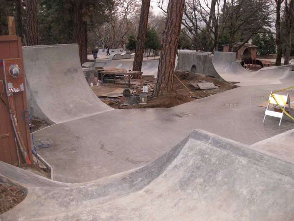 RE: Shit I would like to skate.