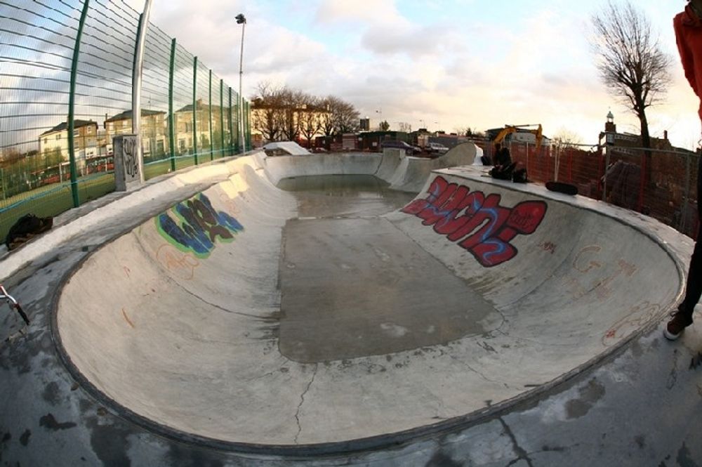 RE: Shit I would like to skate.