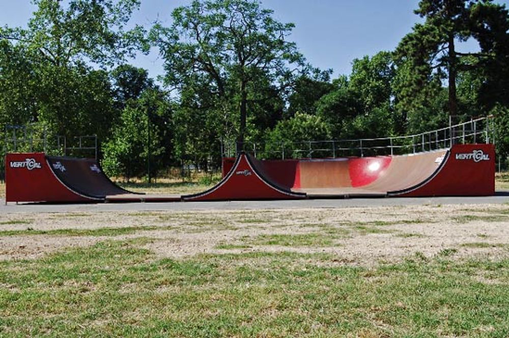 RE: Shit I would like to skate.