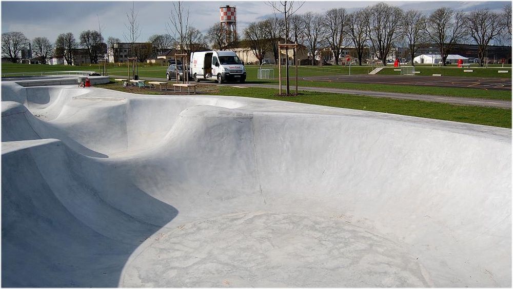 RE: Shit I would like to skate.