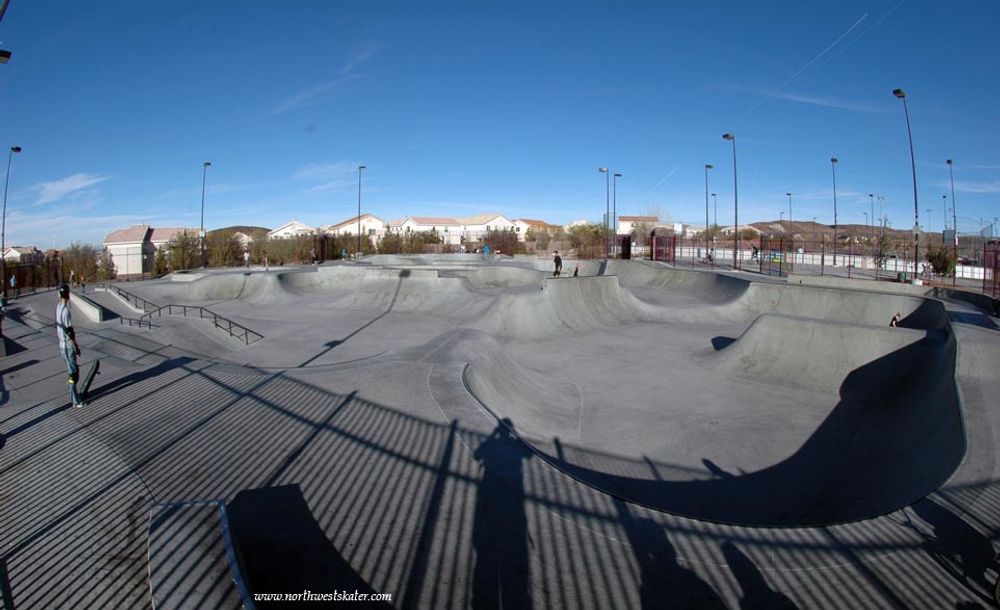 RE: Shit I would like to skate.