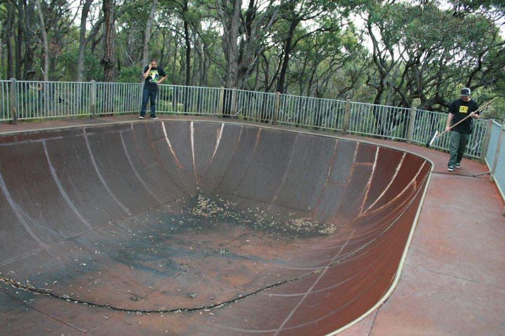 RE: Shit I would like to skate.