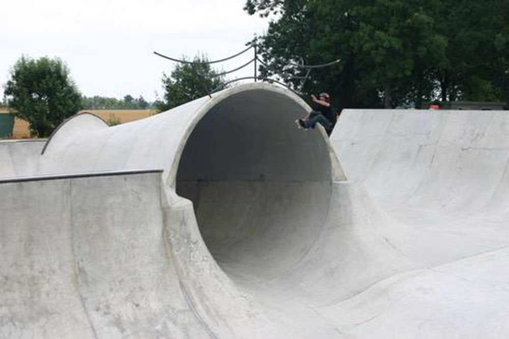 RE: Shit I would like to skate.