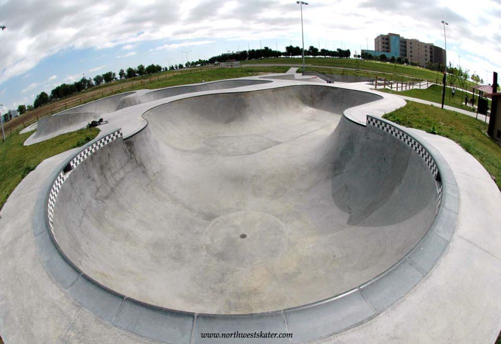 RE: Shit I would like to skate.