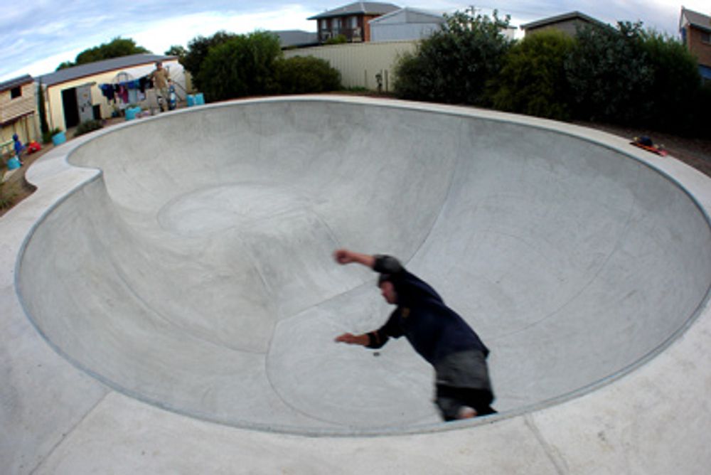 RE: Shit I would like to skate.