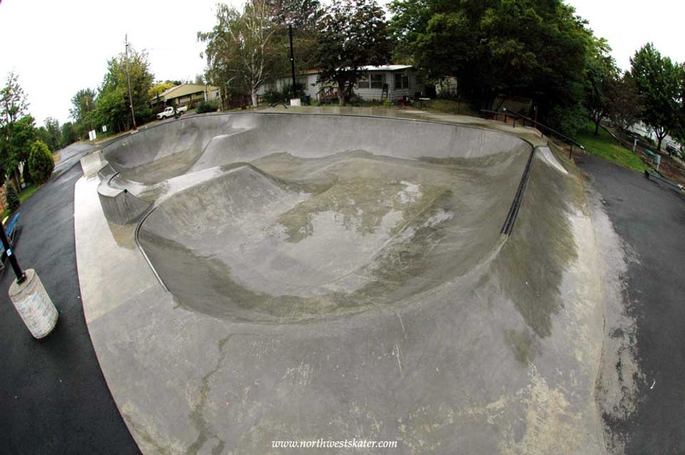 RE: Shit I would like to skate.