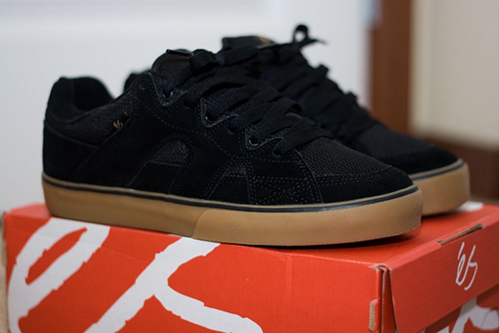 RE: NEW SHOES THREAD