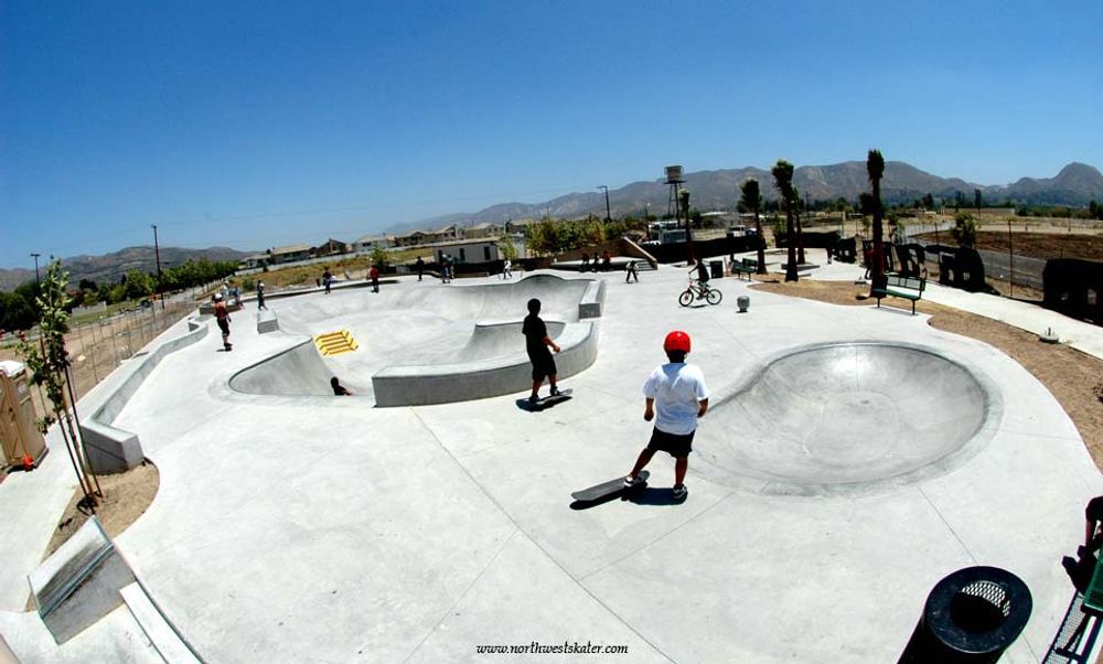 RE: Shit I would like to skate.