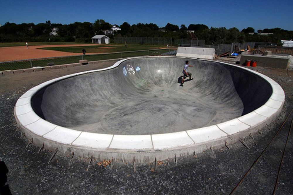 RE: Shit I would like to skate.
