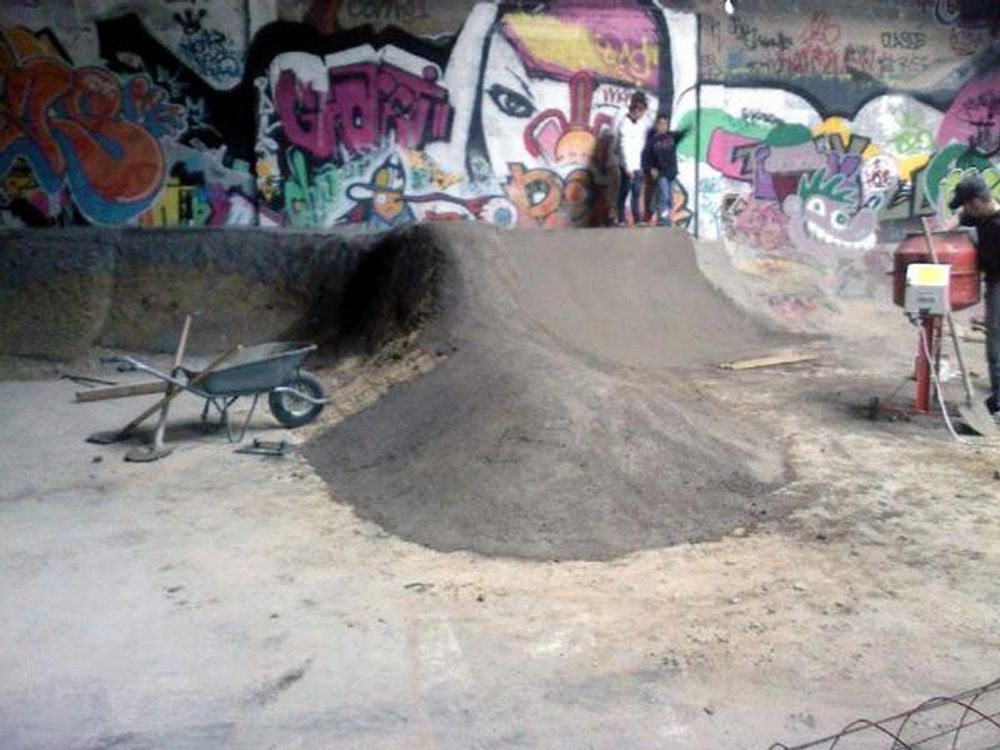 RE: Shit I would like to skate.